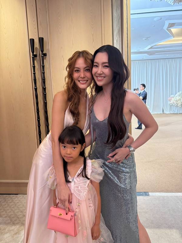 เบลล่า ราณี เจนนี่ รียูเนียนในงานแต่งณเดชน์ ญาญ่า 