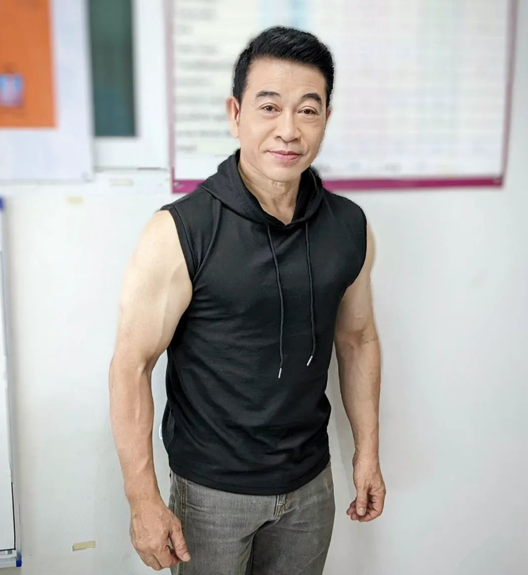 อาจารย์เชน จตุพล ชมภูนิช