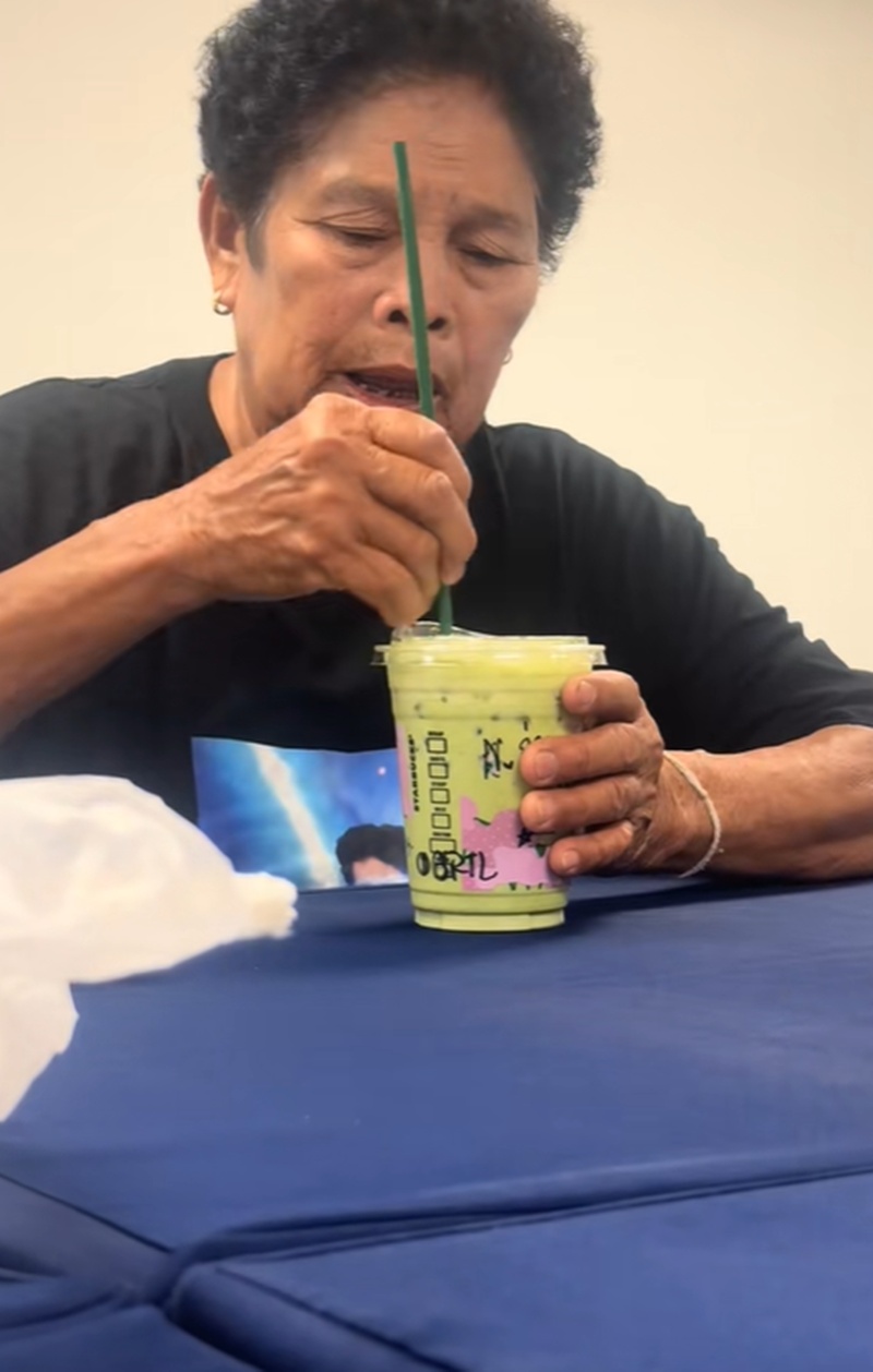 ยายจ่อย