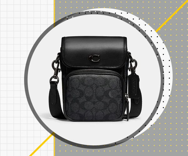 Coach Lee Crossbody In Signature Canvas กระเป๋าสะพายข้างผู้ชาย