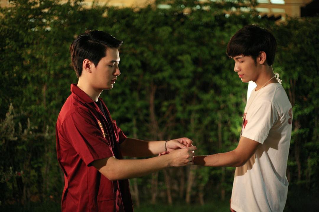 คริส พีรวัส
