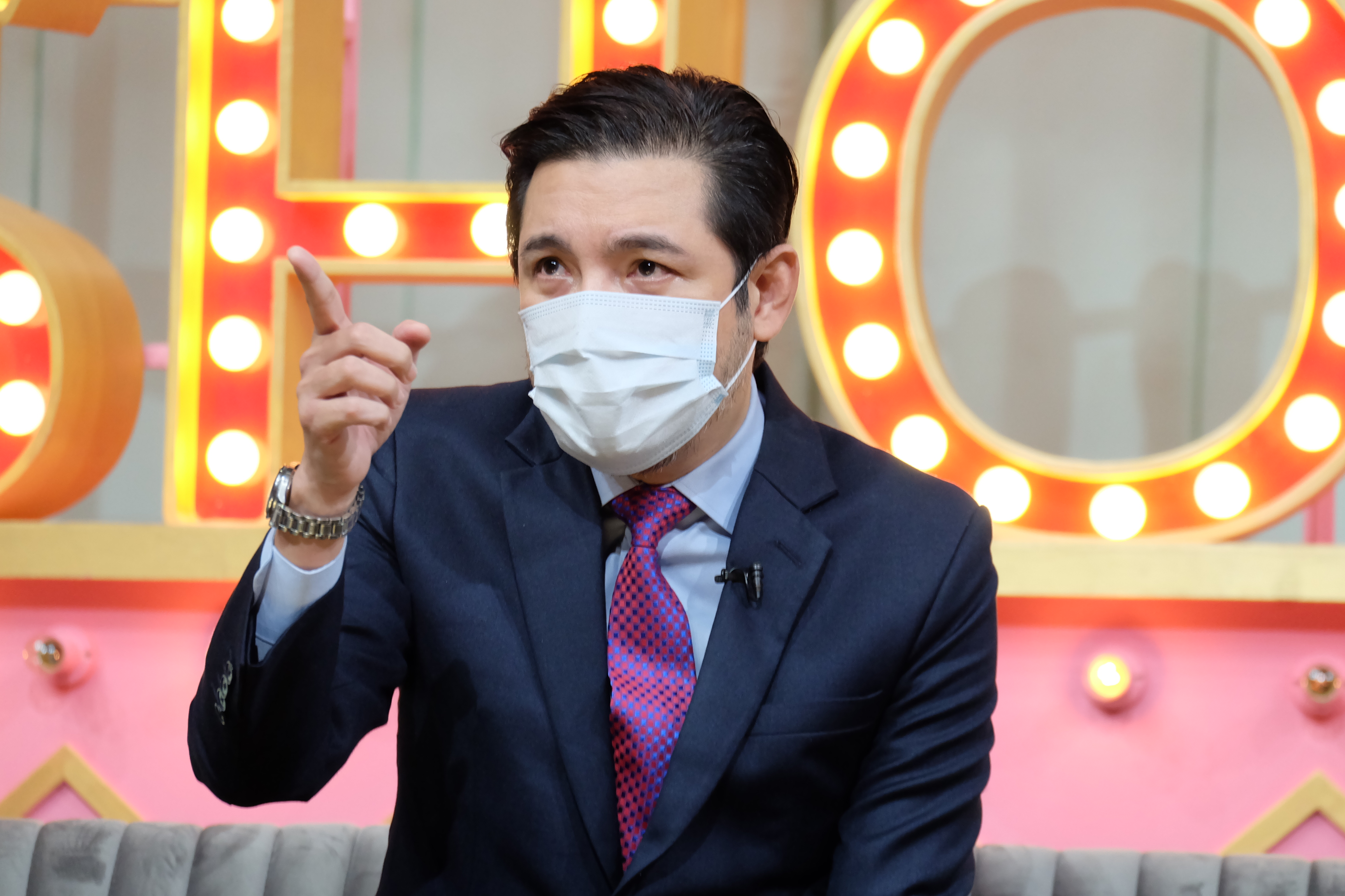 หนุ่ม ศรราม