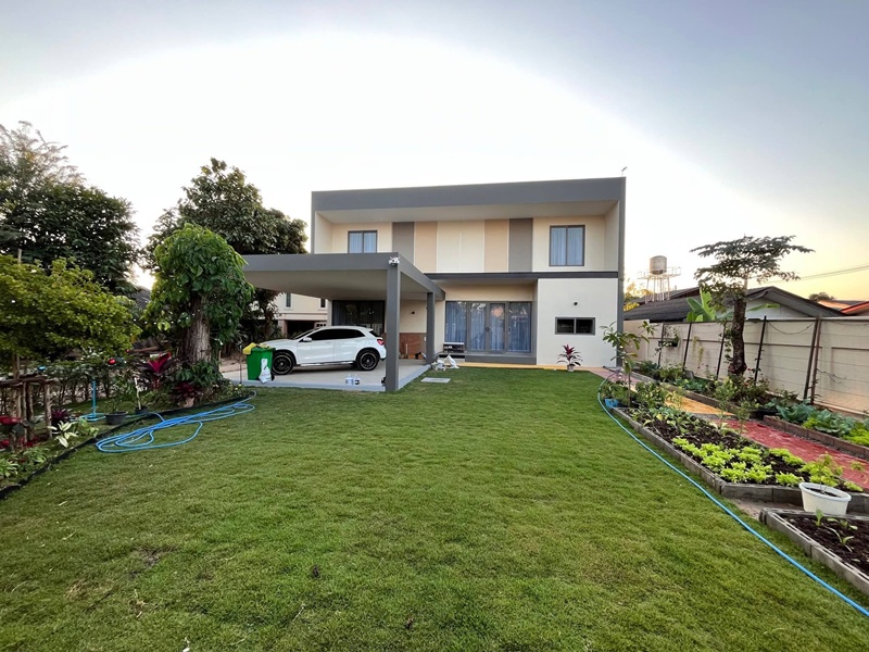 สร้างบ้าน