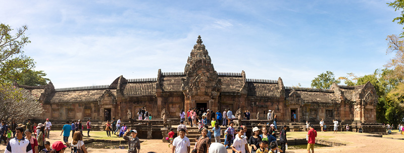พระอาทิตย์ลอด 15 ช่องประตู 2566 ปราสาทพนมรุ้ง