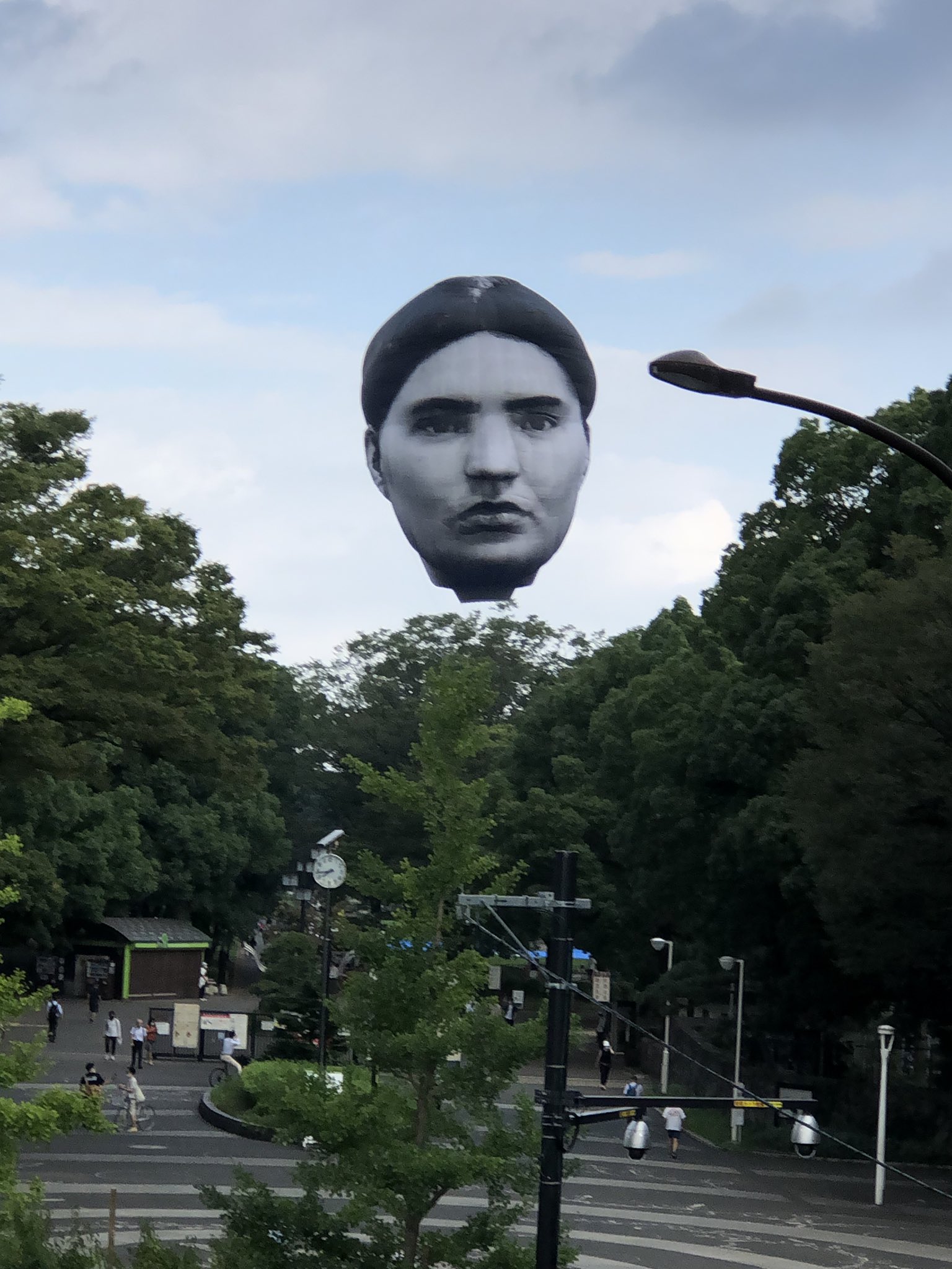 ลูกโป่งหัวมนุษย์