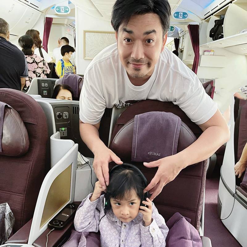 เจมส์ เรืองศักดิ์ 