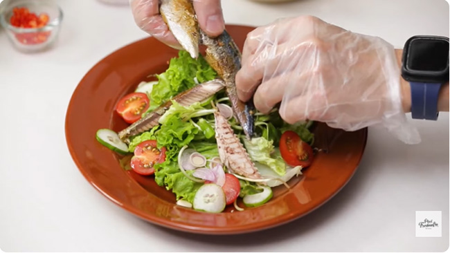 ปลาทู (น่า) ยำ สลัดปลาทู เมนูยำ สูตรอาหาร