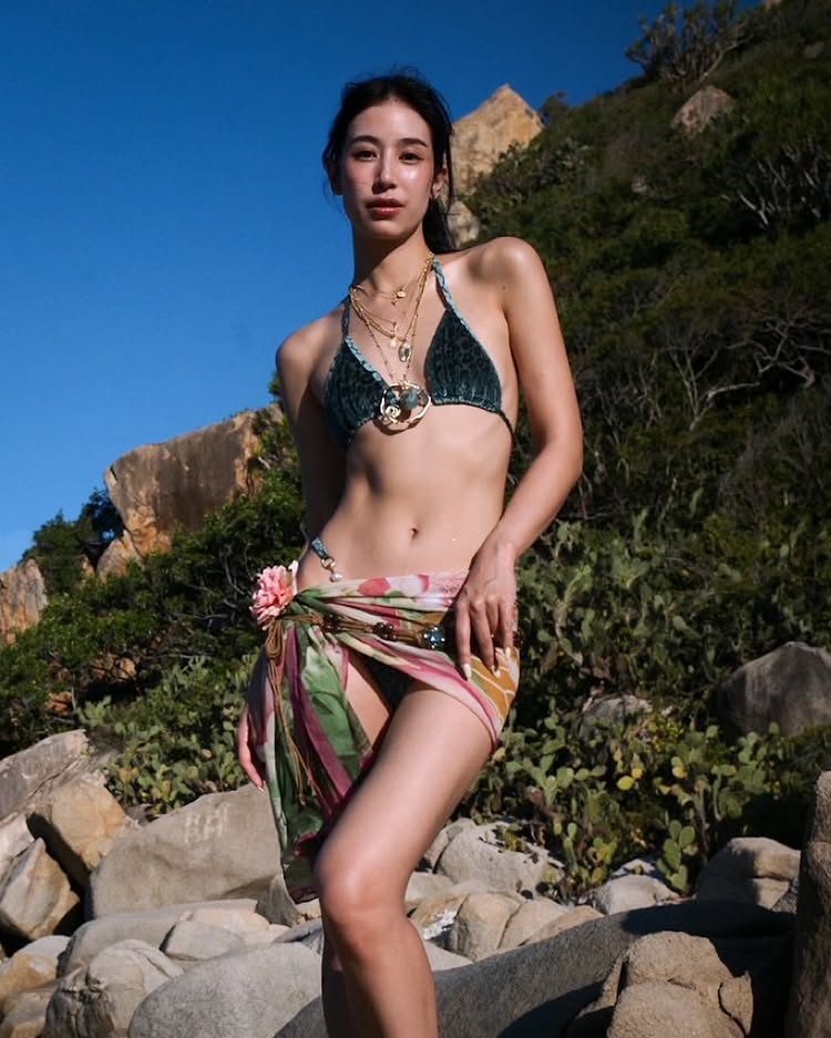 มิ้นต์ ชาลิดา นางเอกคนดัง นุ่งบิกินี่โชว์หุ่นสวยสับที่เวียดนาม