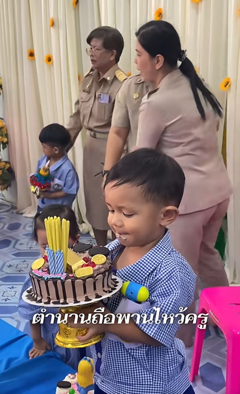 พานไหว้ครู