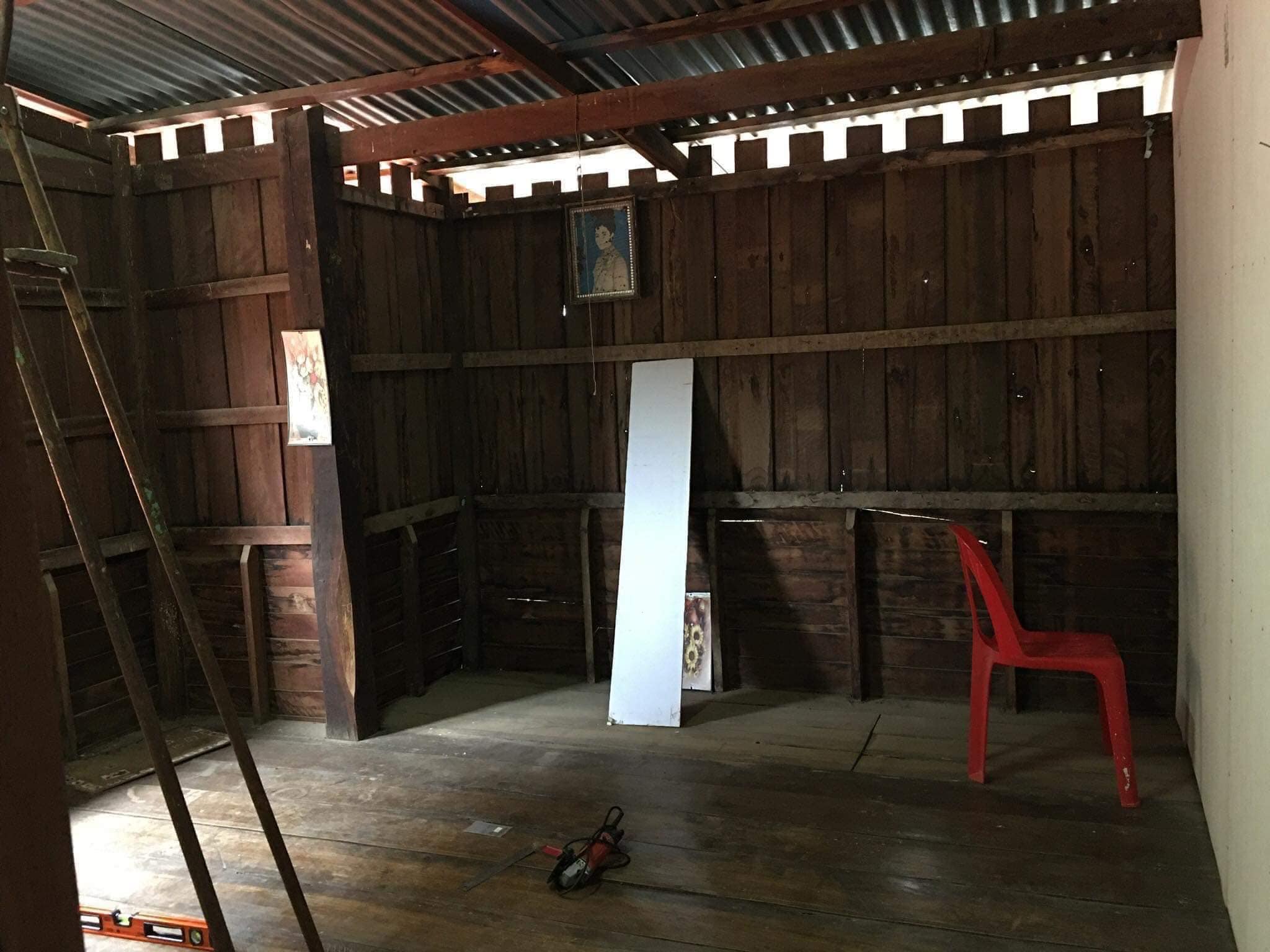 รีโนเวทห้องนอนไม้เก่า