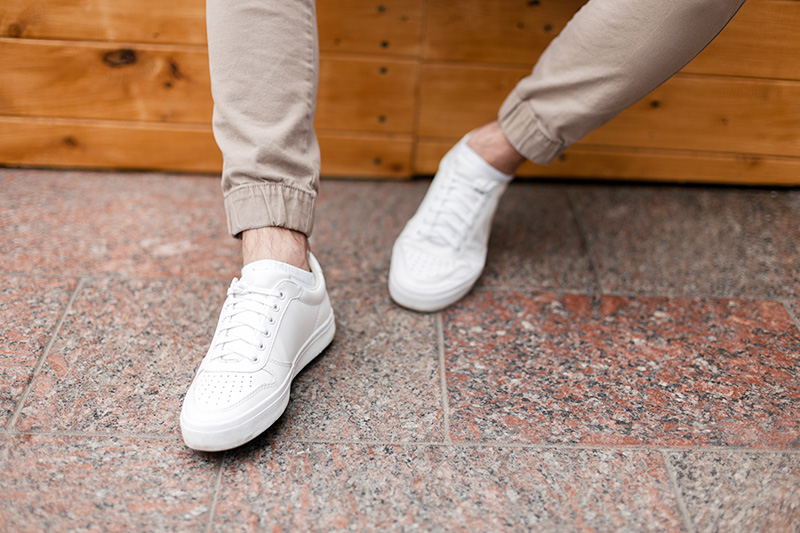 รองเท้าผ้าใบ