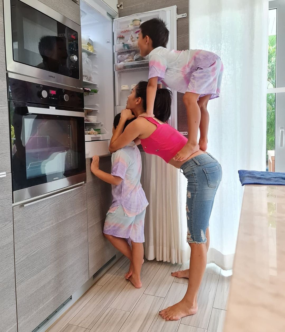 พลอย พลอยพรรณ 