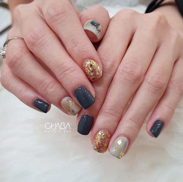 ร้านทำเล็บ, เพนต์เล็บ