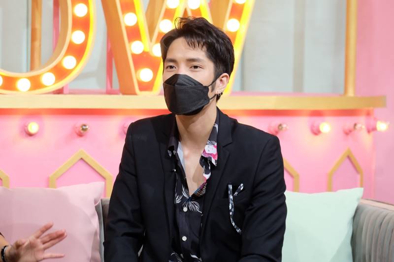 ลาล่า อาร์สยาม, แพน สุรเกียรติ