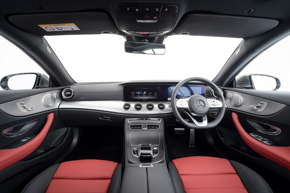 Mercedes-Benz E 200 Coupe AMG Dynamic