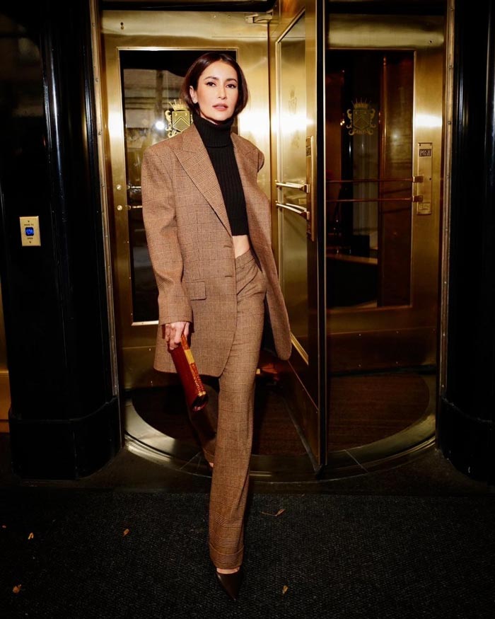 แอน ทองประสม