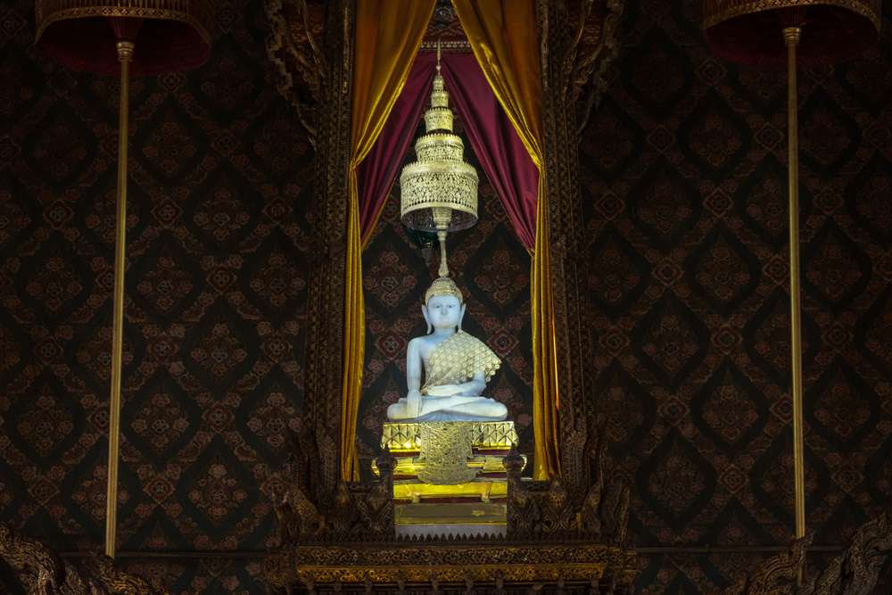 พระพุทธเทววิลาส วัดเทพธิดารามวรวิหาร