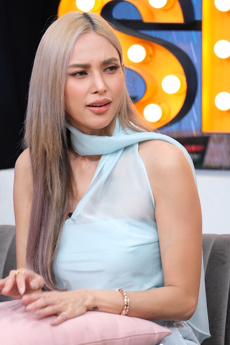 อุ้ม ลักขณา