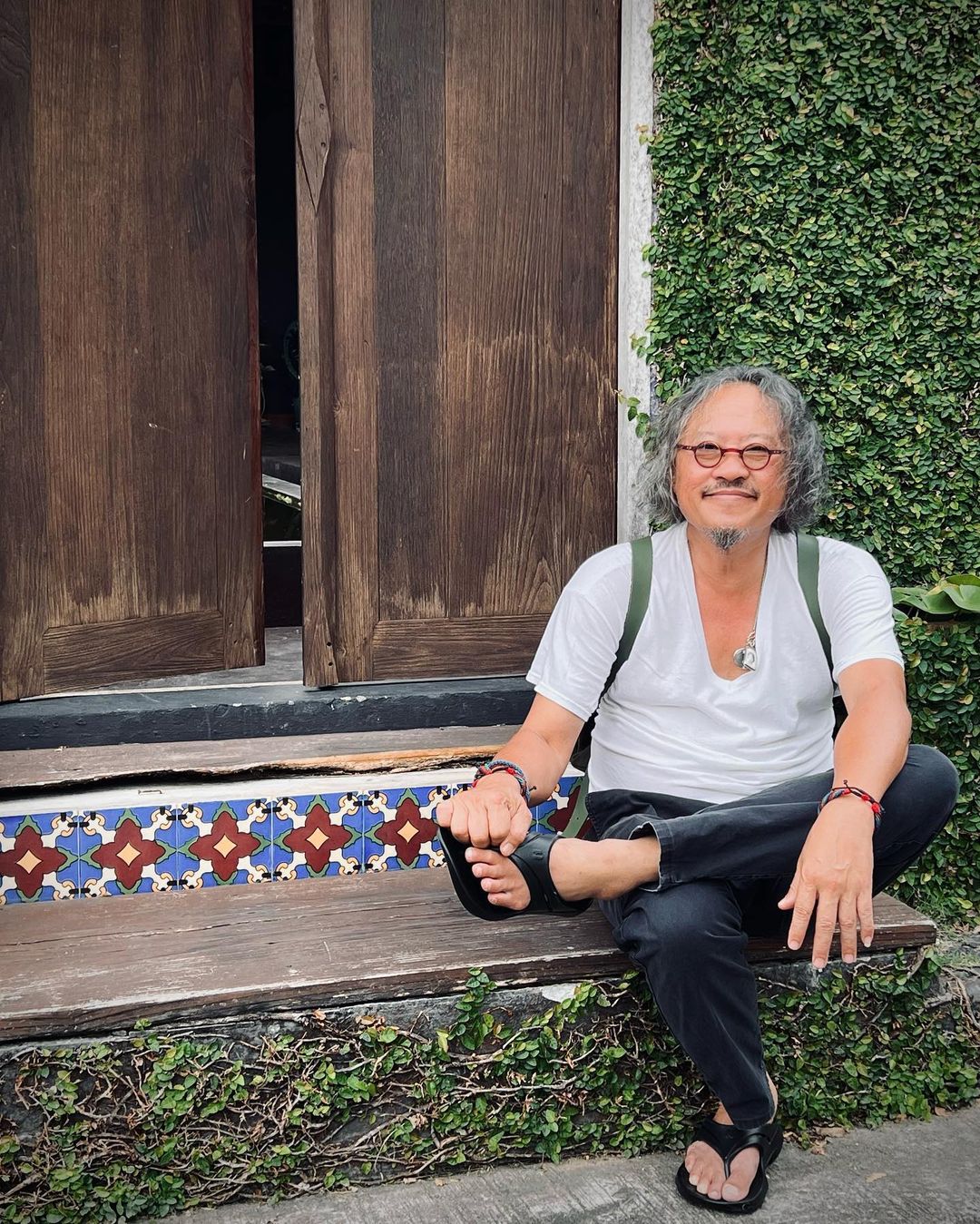 ติ๊ก กลิ่นสี