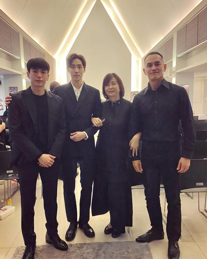 แม่เลี้ยง แอฟ ทักษอร