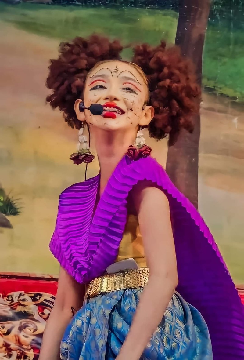 นุ่น ดำดง