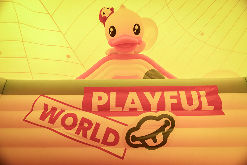 B.Duck Playful 20th เป็ดเหลืองยักษ์กลางกรุง