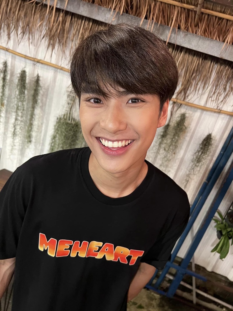 โอม ภวัต