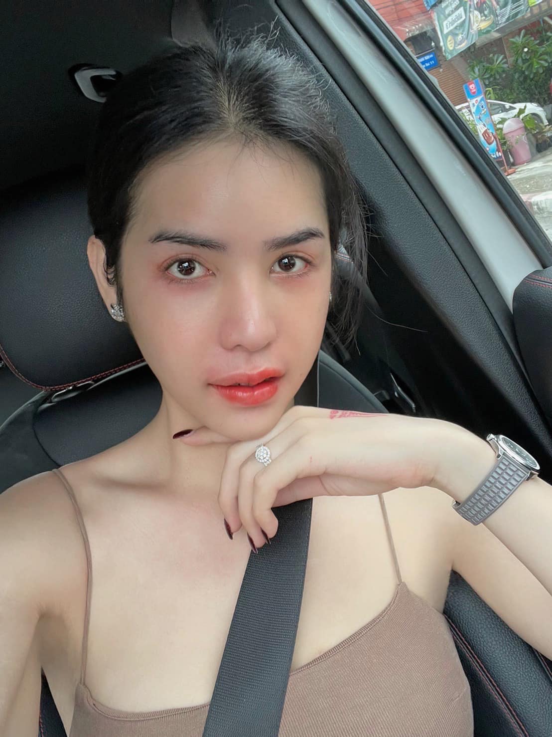 นารา เครปกะเทย 