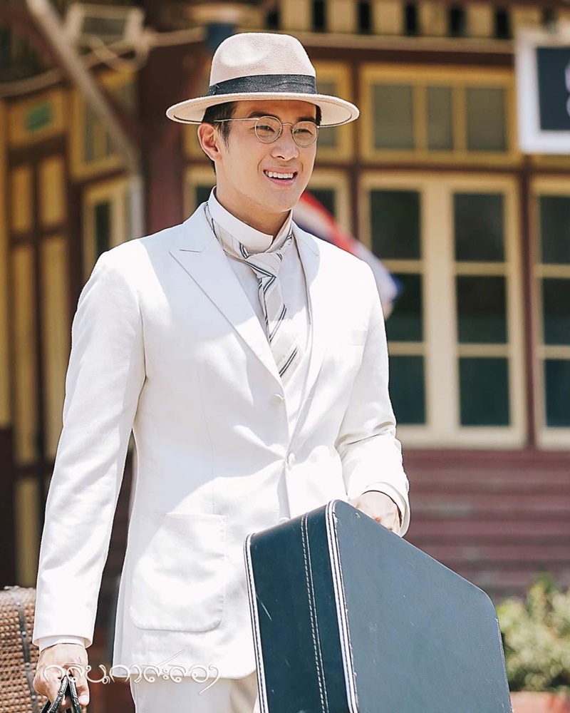 เจมส์ มาร์