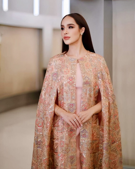 ทารีน่า โบเทส มิสไทยแลนด์เวิลด์