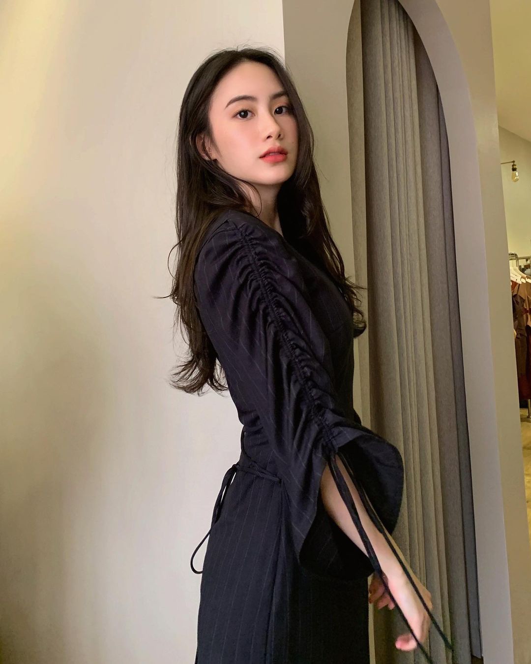 จีจี้ พลอยไพลิน