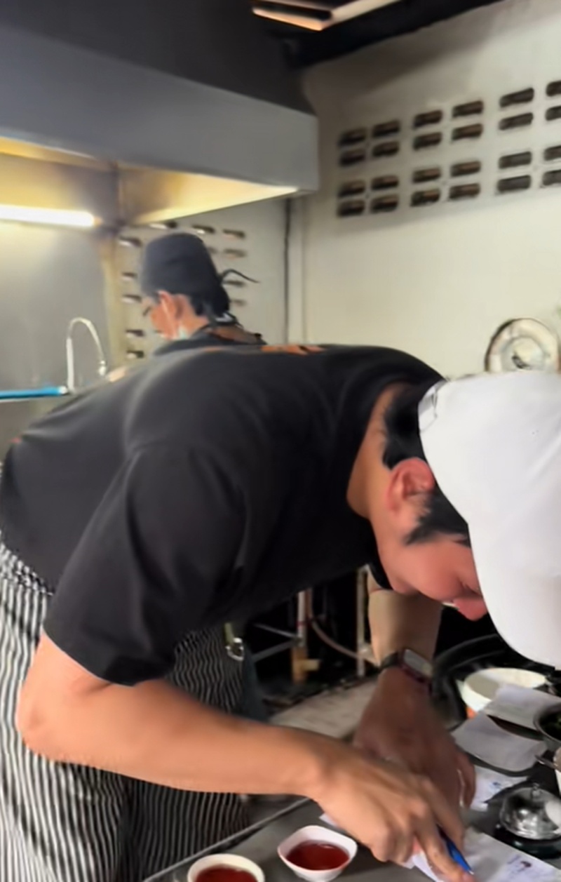 กินข้าว