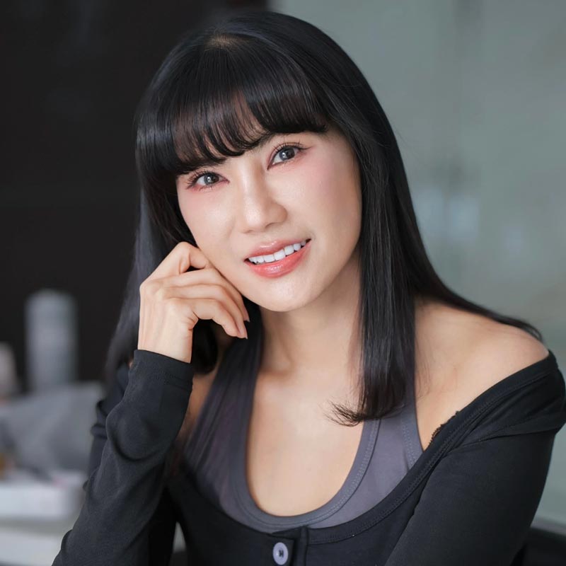 แก้ว อภิรดี