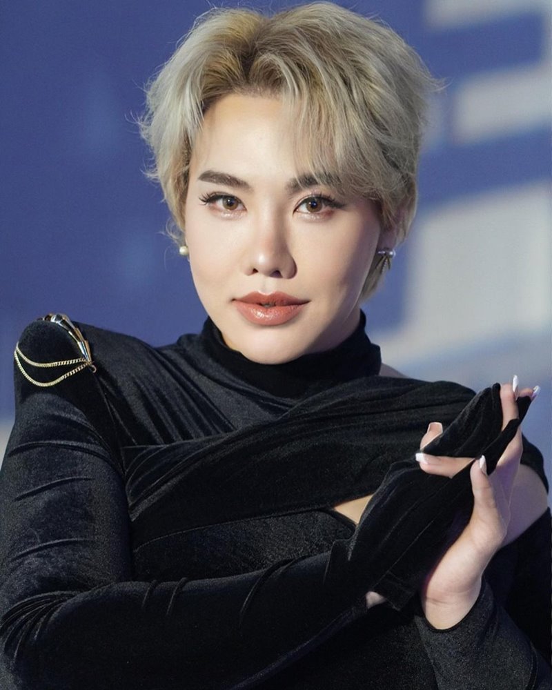 ดีเจบุ๊กโกะ