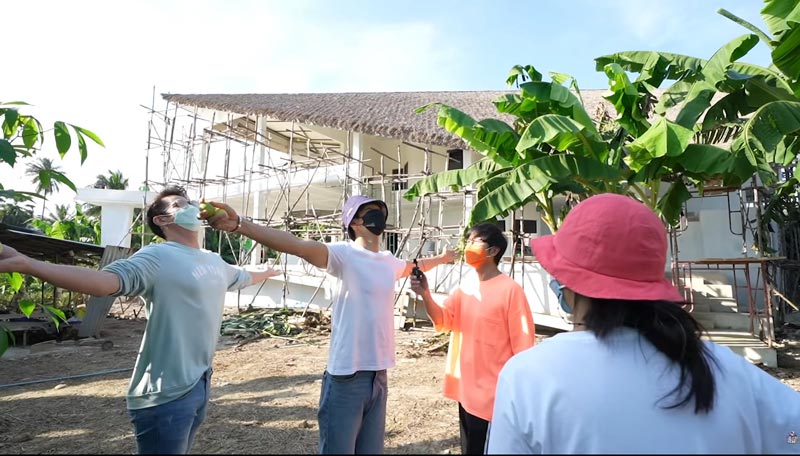 พุฒ จุ๋ย บ้าน