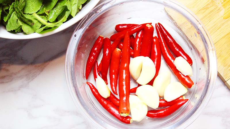 ผัดกะเพราหมูสับ