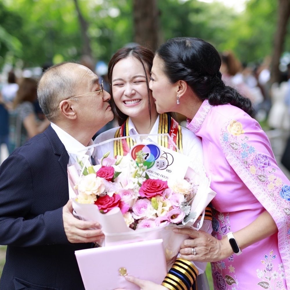 เหนือ ดิสรยา