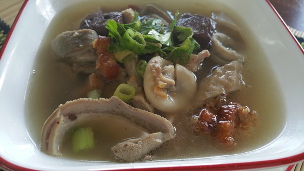 เมนูผักพื้นบ้าน