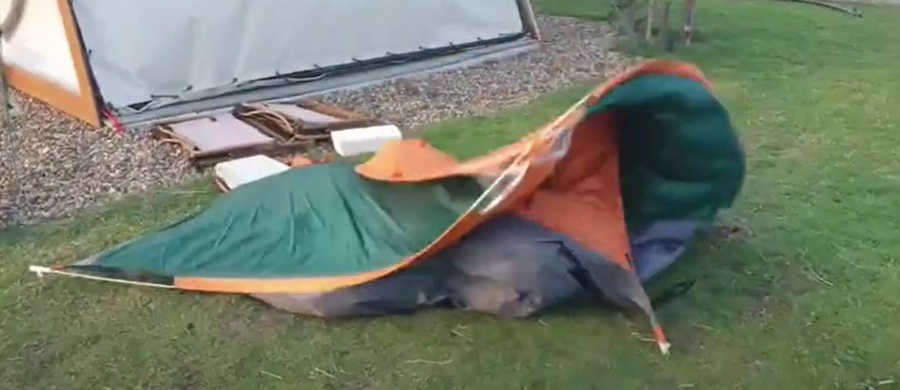 กางเต็นท์