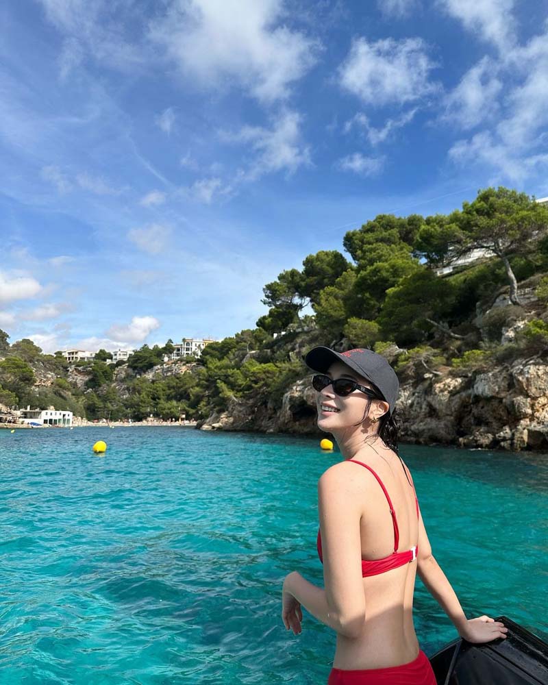 เก้า สุภัสสรา