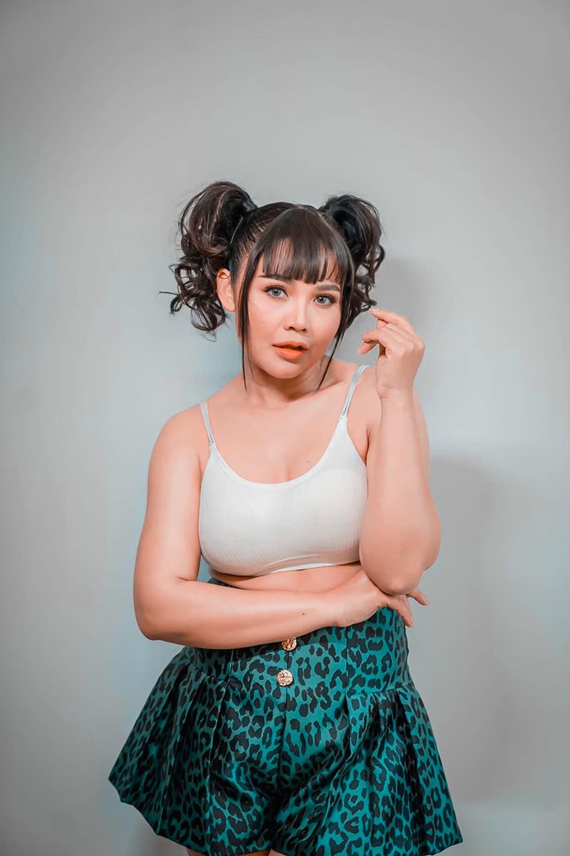 เอม วิทวัส ตั๊กแตน ชลดา จ๊ะ นงผณี