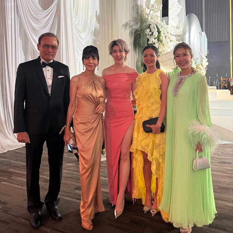 ภาพล่าสุด ตั๊ก มยุรา ลุคไปงานแต่ง