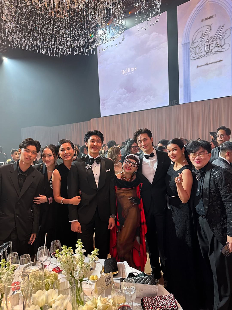 หน่อย บุษกร ควง น้องคุน น้องจุน ออกงาน