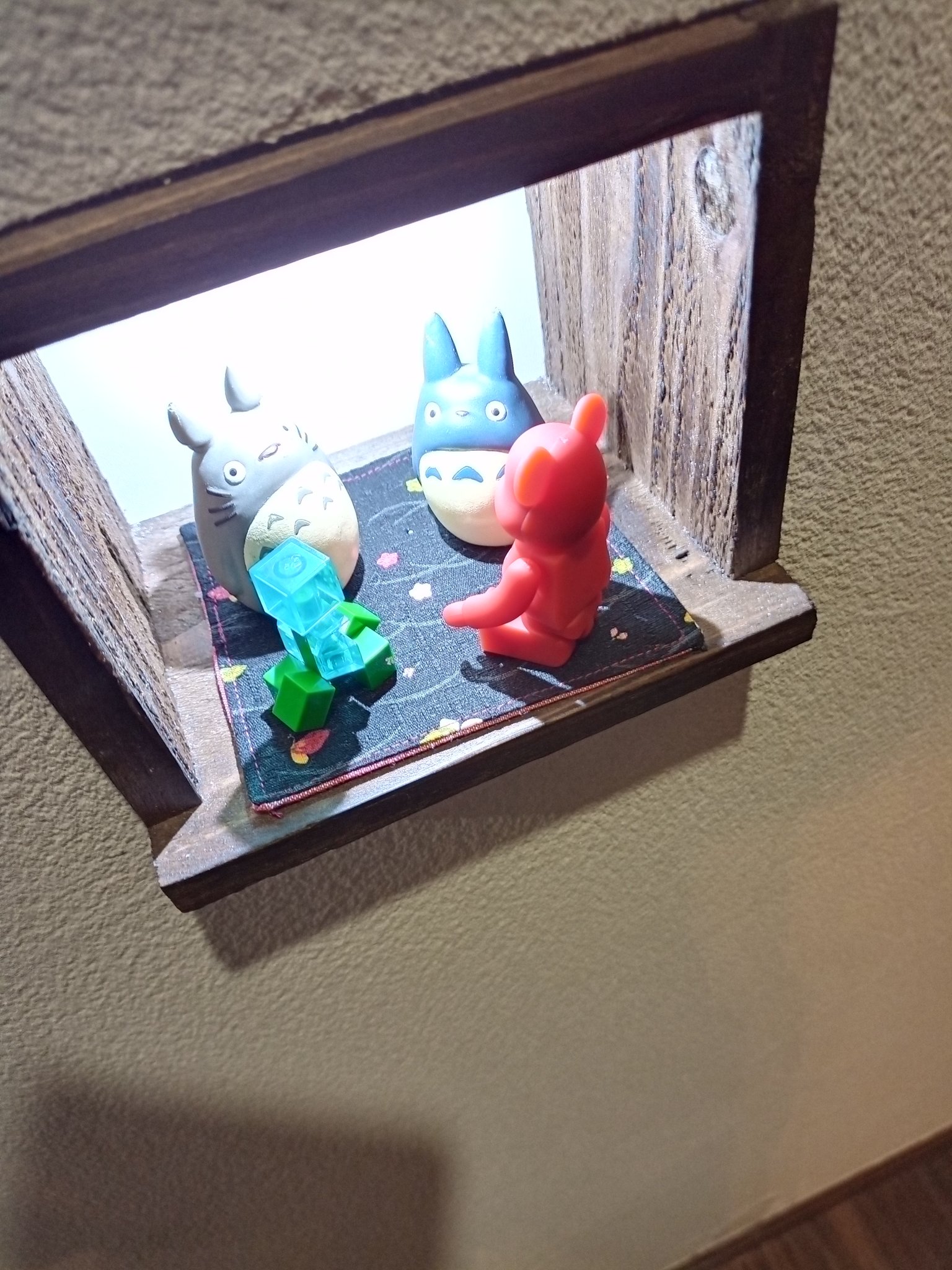 ผนังบ้าน