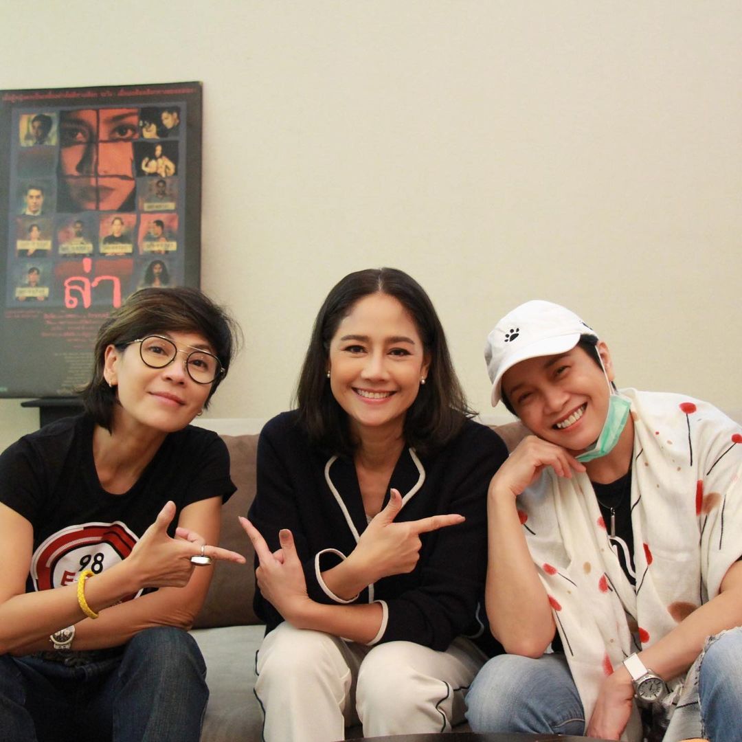 แอม เสาวลักษณ์