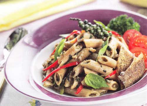 เพนเน่ผัดซอสโหระพา