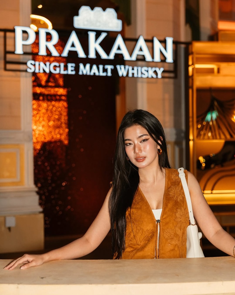 ก้อย อรัชพร