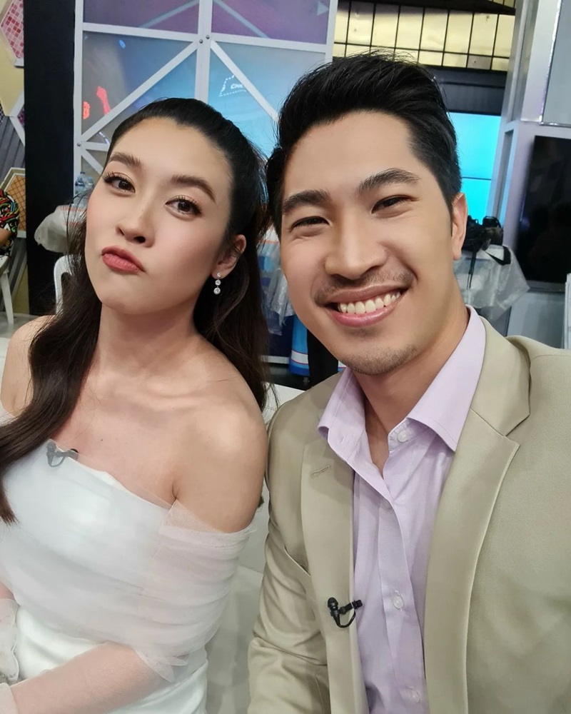 เชียร์ ฑิฆัมพร