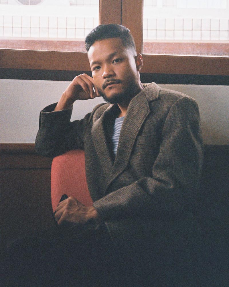 มิกซ์ เพทาย