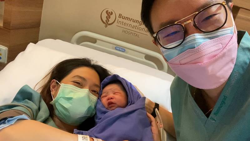 มิว นิษฐา คลอดลูก
